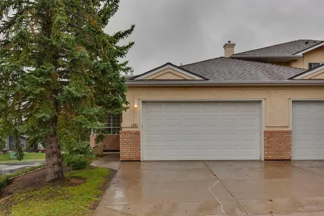 101 Scenic Acres Terr, Calgary 1