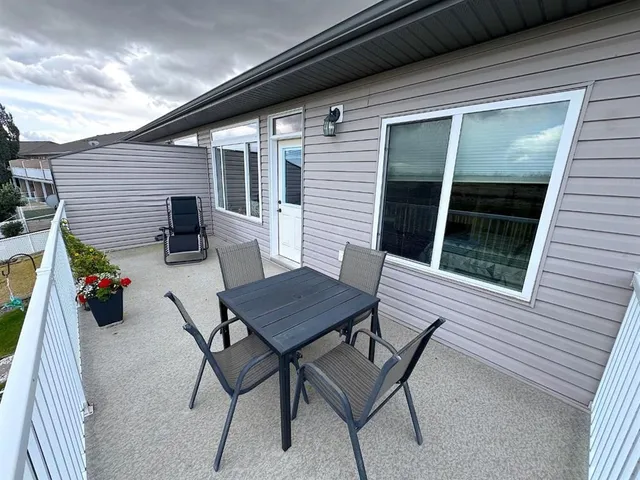 3807 75 St, Camrose 3