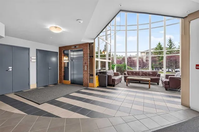 11811 Lake Fraser Dr #6406, Calgary 3