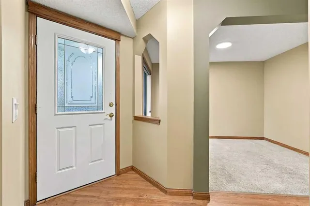 11 Somercrest Cir, Calgary 5