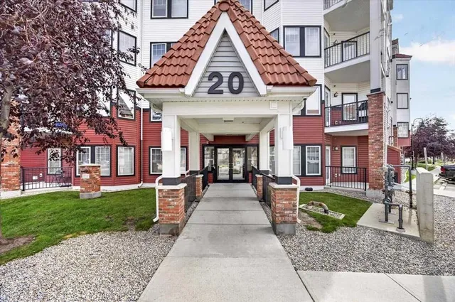 20 Royal Oak Plaza #226, Calgary 2