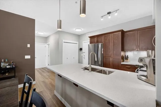 20 Royal Oak Plaza #226, Calgary 3