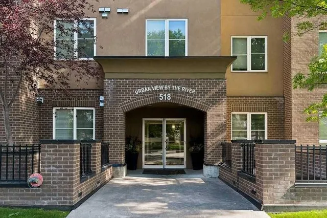518 33 St #105, Calgary 2
