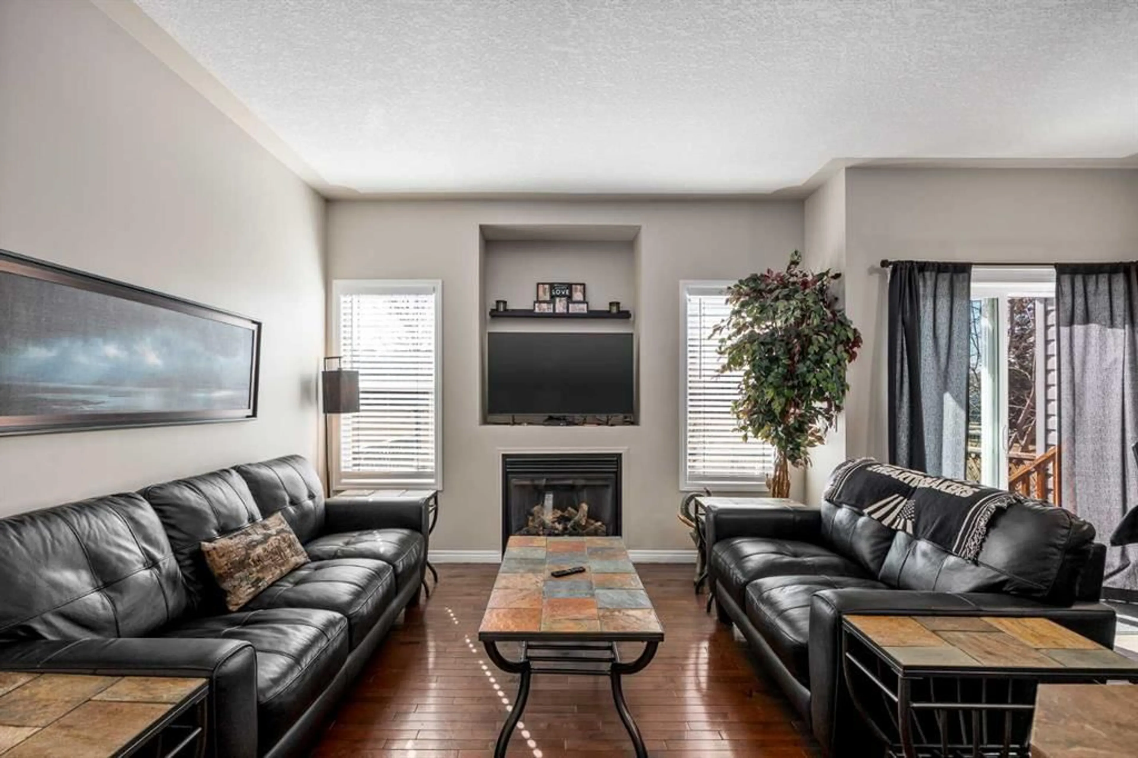 pillar/IMG-A2344729_5.jpg