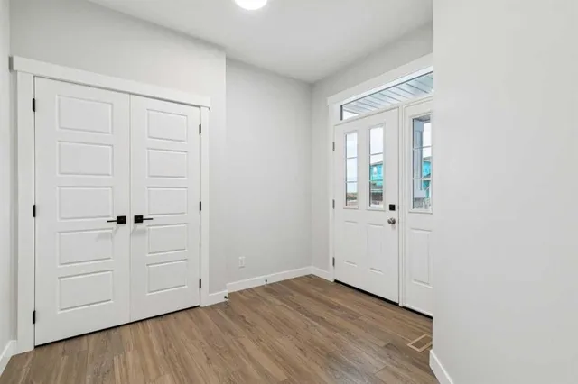 435 Bridgeport, Chestermere 3