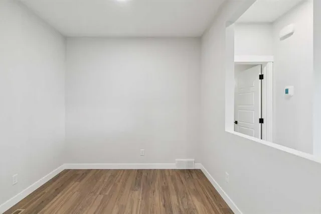 435 Bridgeport, Chestermere 4