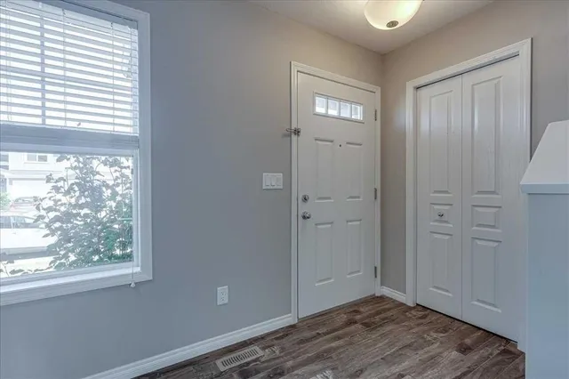 17 Hawthorn Pl, Sylvan Lake 5
