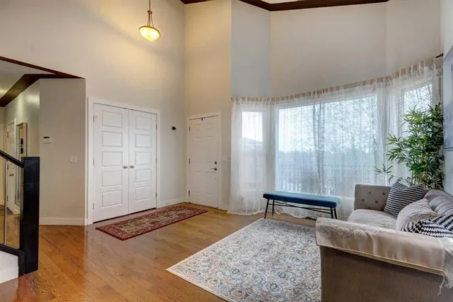 85 Sidon Cres, Calgary 3