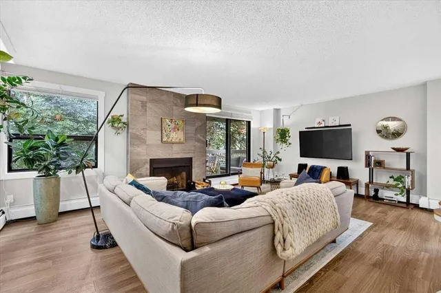 626 24 Ave #201, Calgary 5