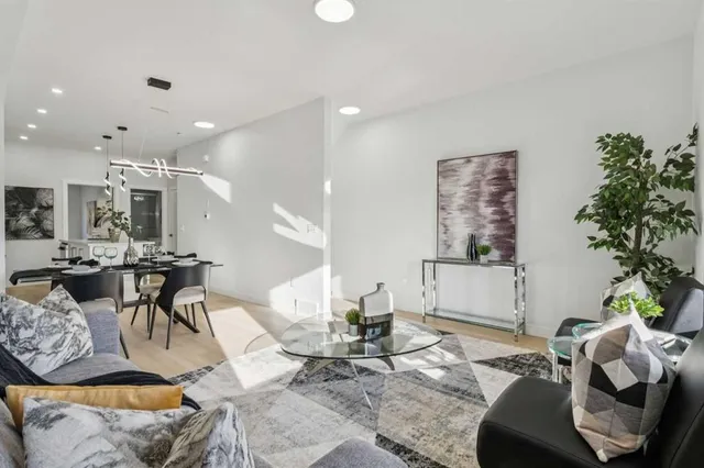 95 Saddlecrest Cir #105, Calgary 3