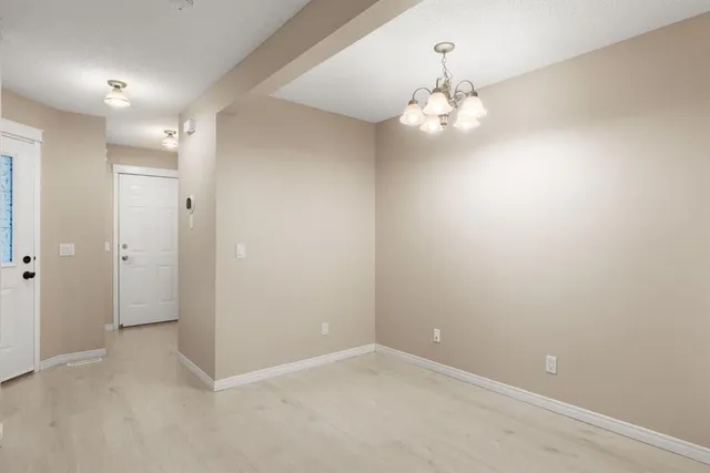 7707 Martha's Haven Pk #147, Calgary 5