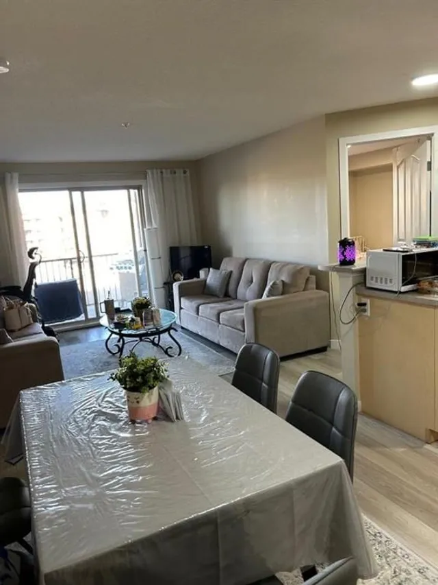 60 Panatella St #1221, Calgary 2