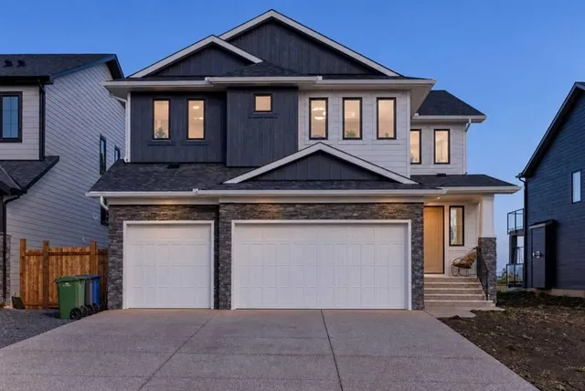 44 Grayling Rd, Rural Rocky View County 2