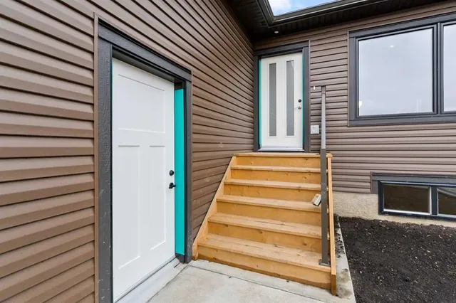 3446 Victory Way, Olds 3