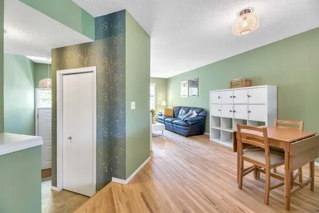 101 Tuscany Springs Gdns, Calgary 5