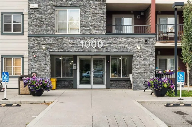 81 Legacy Blvd #1304, Calgary 2