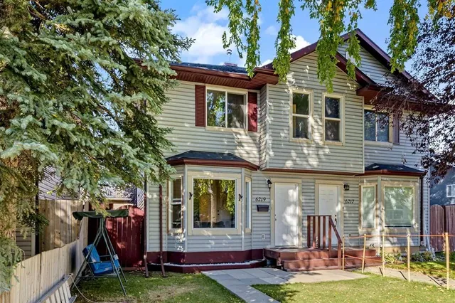 6219 18A St, Calgary 3