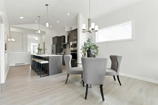 32 Clearview Gdns, Chestermere 3