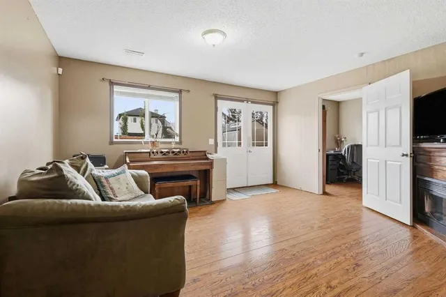 58 Cimarron Meadows Rd, Okotoks 2