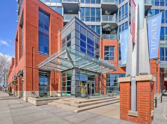 220 12 Ave #902, Calgary 2