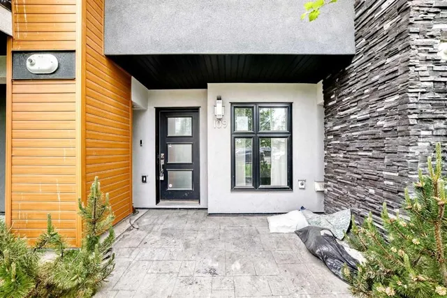 1632 20 Ave #109, Calgary 4