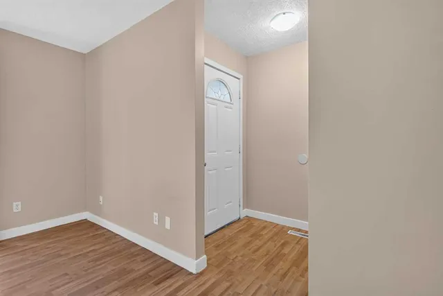 112 Abalone Pl, Calgary 3