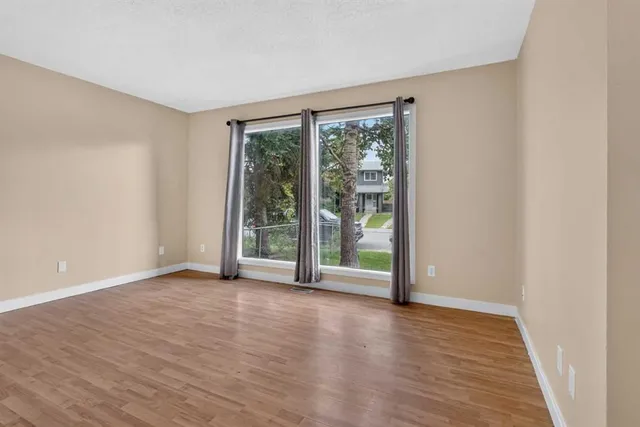 112 Abalone Pl, Calgary 4