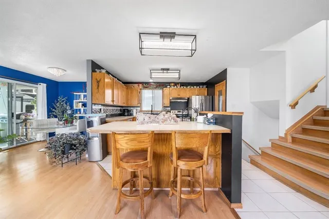 402 Main St, Redcliff 5