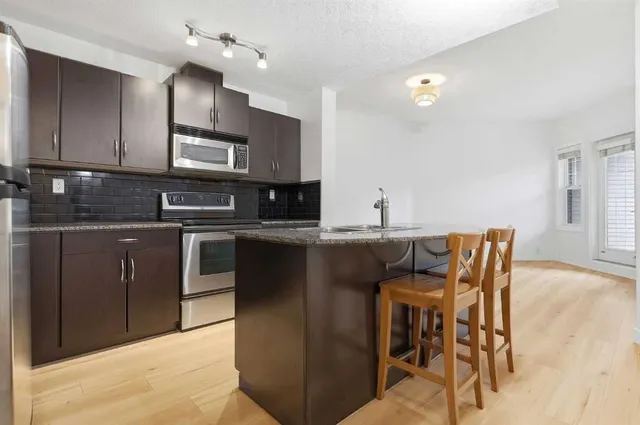 5605 Henwood St #2412, Calgary 2