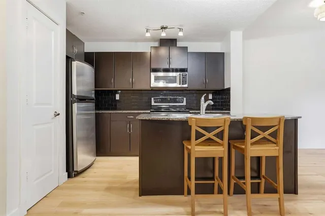 5605 Henwood St #2412, Calgary 5
