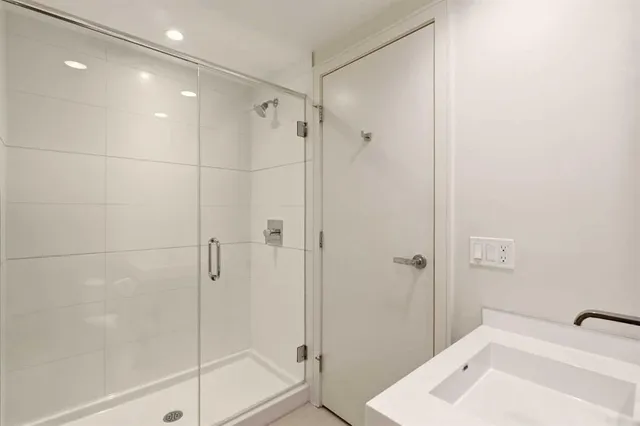 222 Riverfront Ave #544, Calgary 4