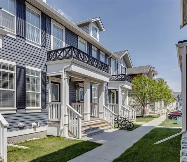 1001 8 St #4203, Airdrie