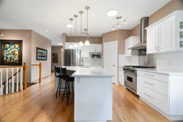 190 Woodpark Cir, Calgary 5