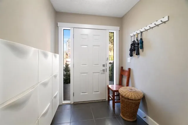 1339 14 Ave #12, Calgary 3