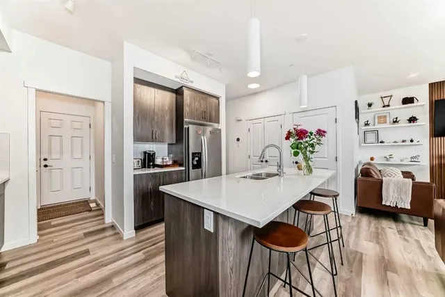 171 Hotchkiss Manor, Calgary 5