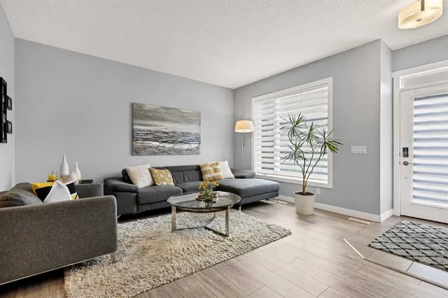 38 Sage Bluff Gate, Calgary 5