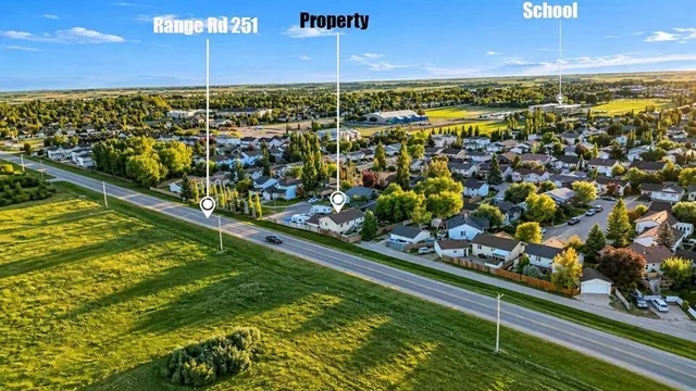 106 Strathaven Bay, Strathmore 5