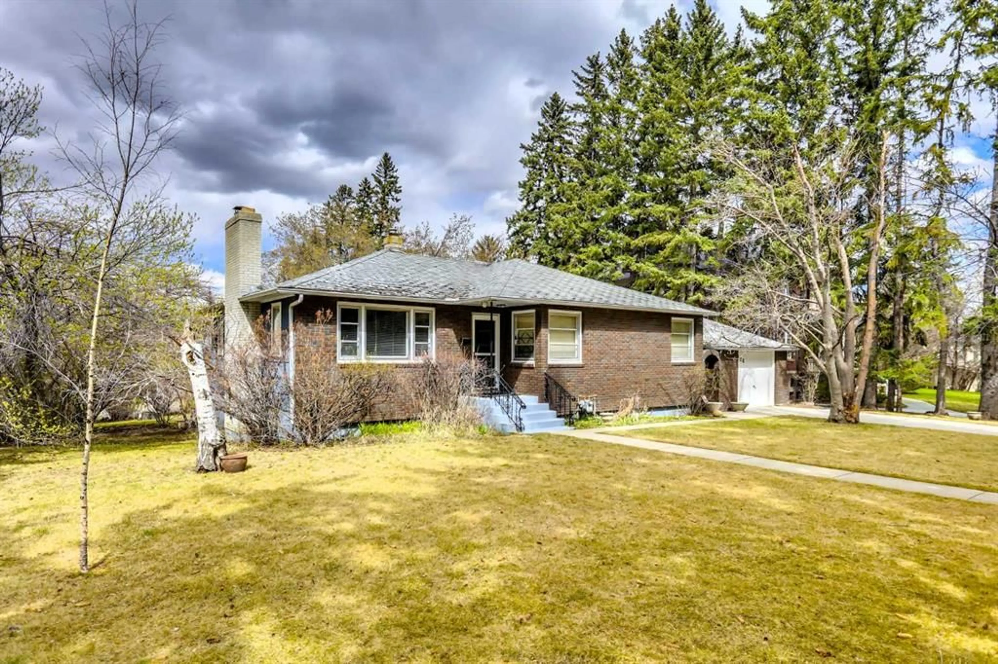 pillar/IMG-A2345864_1.jpg