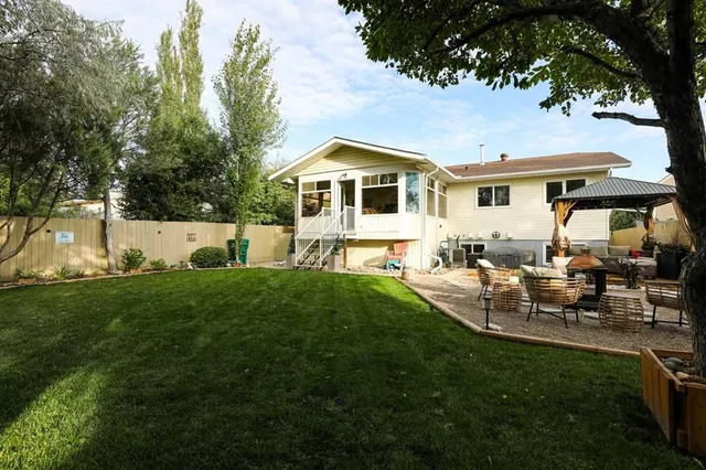 115 Mt. Crandell Cres W, Lethbridge 2