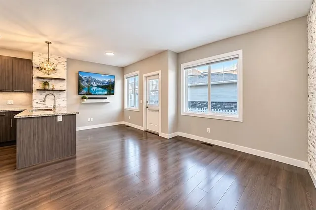 300 Marina Dr #115, Chestermere 5