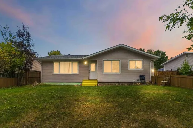 34 Alberta Dr, Fort McMurray 3