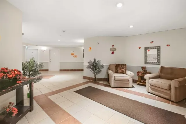 60 Lawford Ave #310, Red Deer 5