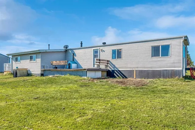 232003 Range Road 242, Rural Wheatland County 4