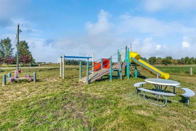 232003 Range Road 242, Rural Wheatland County 5