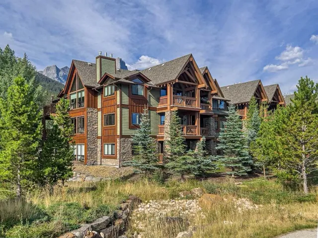 106 Stewart Creek Landng #218, Canmore 2