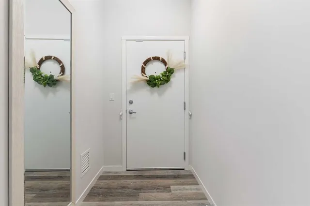 300 Harvest Hills Pl #402, Calgary 4