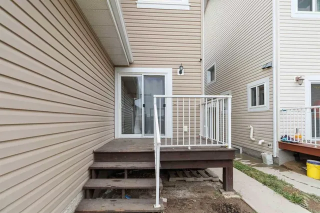 193 Heritage Dr, Fort McMurray 4