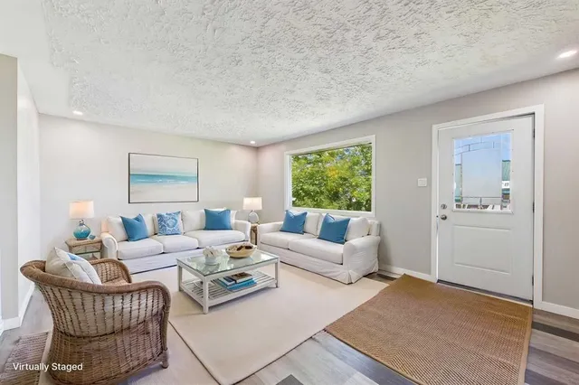 94 Lakeside Blvd, Strathmore 3