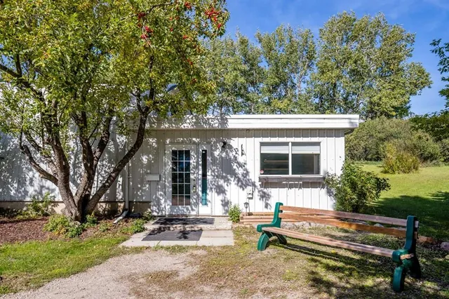 4342 Township Road 301 A, Rural Mountain View County 2