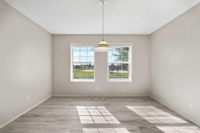 71 Covepark Sq, Calgary 3